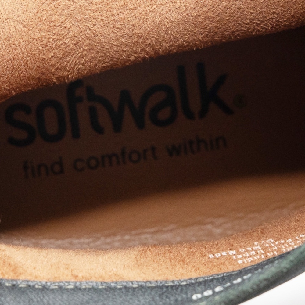 Softwalk‎ | New!  Elmhurst Leather Bootie. 11 Wide width - Picture 11 of 13